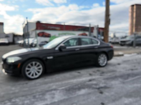 Used 2014 BMW 535i xDrive Sedan image 2