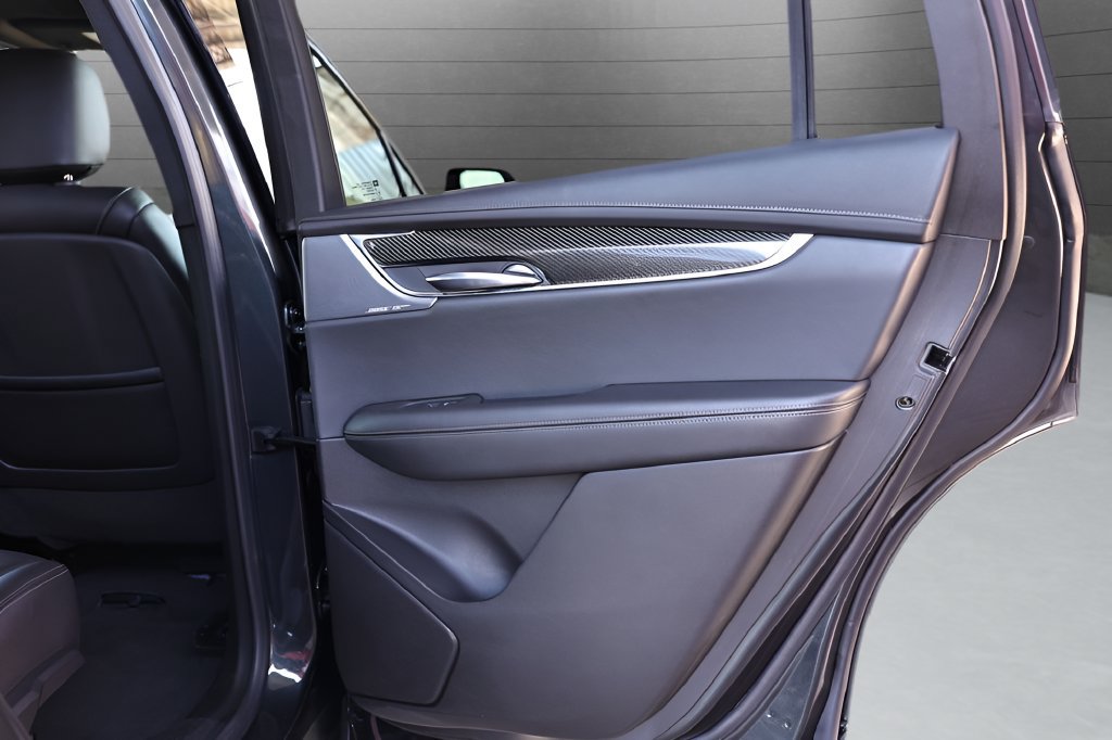 Used 2022 Cadillac XT6 Sport AWD/4WD image 67