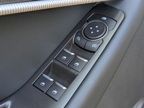 New 2026 Ford Explorer ST-Line w/ ST-Line Street Pack image 11