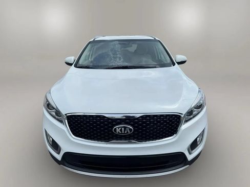Used 2016 Kia Sorento EX FWD image 3