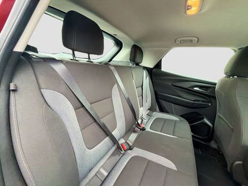 Used 2023 Chevrolet TrailBlazer LS FWD image 25