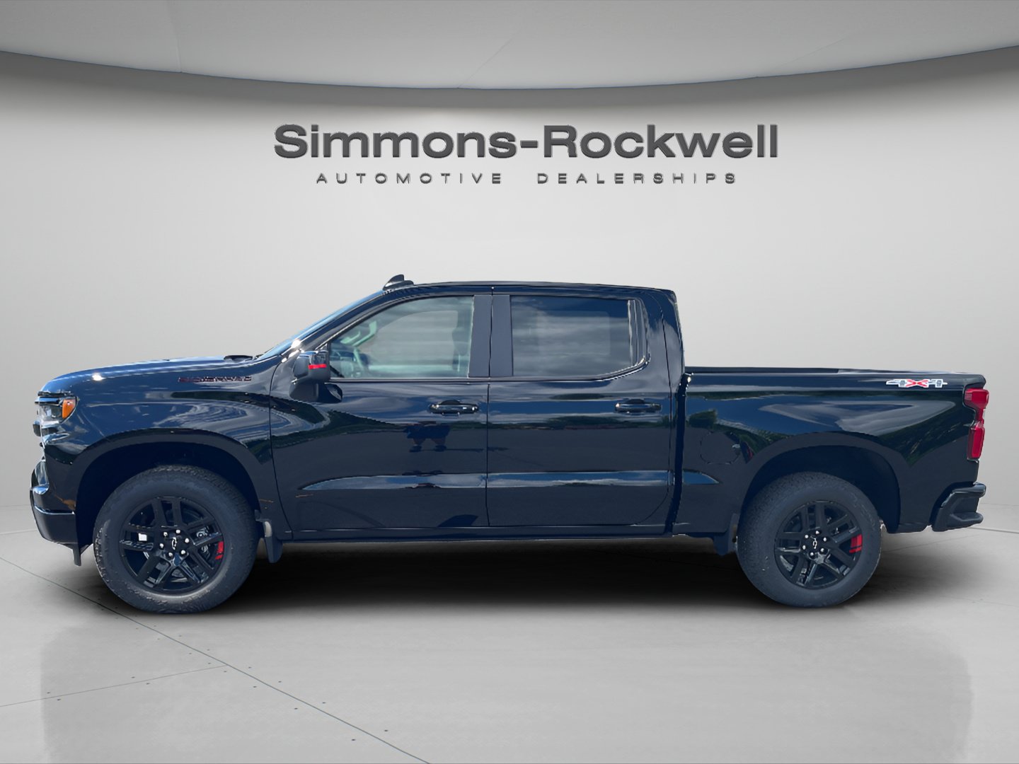 New 2026 Chevrolet Silverado 1500 RST w/ Redline Edition AWD/4WD image 2