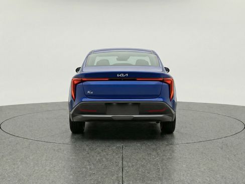 Used 2025 Kia K4 LXS image 7