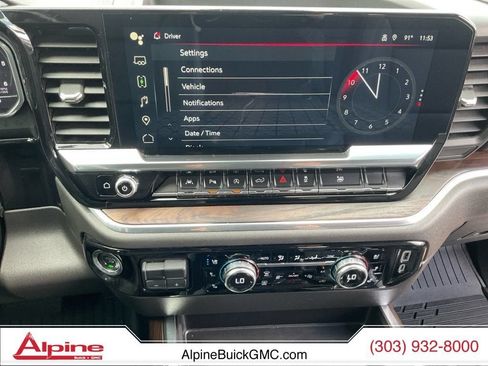 Certified 2024 GMC Sierra 1500 SLT w/ SLT Premium Plus Package AWD/4WD image 11