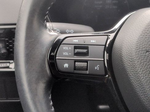 Used 2025 Honda CR-V EX-L image 18