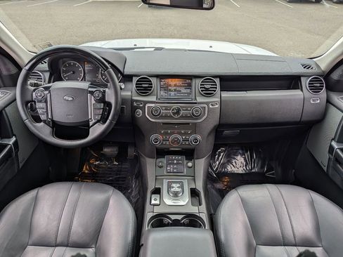 Used 2015 Land Rover LR4 HSE AWD/4WD image 24