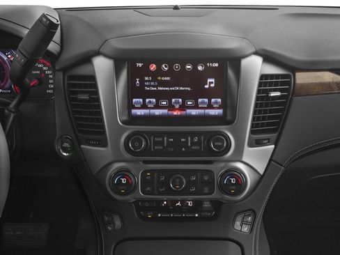 Used 2017 GMC Yukon XL Denali w/ Open Road Package AWD/4WD image 13