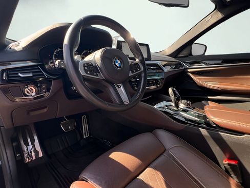 Used 2021 BMW 530i w/ Executive Package RWD image 15