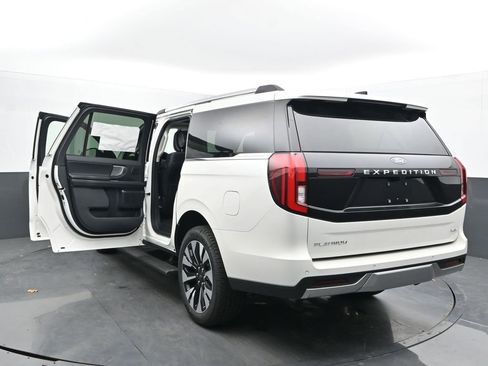 New 2026 Ford Expedition Max Platinum w/ Driver's Package AWD/4WD image 61