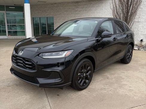 Certified 2024 Honda HR-V Sport image 1