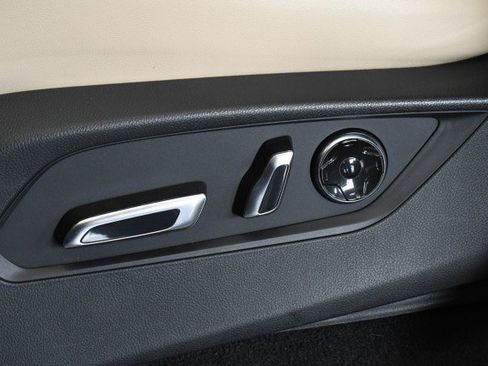 Used 2023 Acura MDX SH-AWD w/ Technology Package image 25
