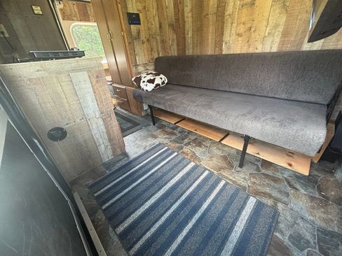 Used 2014 RAM ProMaster 2500 w/ Premium Appearance Group FWD image 5