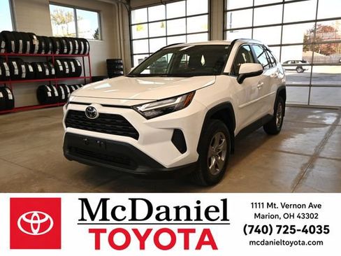 Used 2023 Toyota RAV4 XLE AWD/4WD image 1