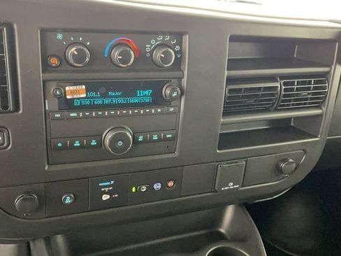 New 2025 Chevrolet Express 2500 Work Van w/ Driver Convenience Package image 20