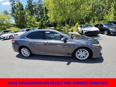 Used 2018 Toyota Camry XLE w/ Driver Assist Package FWD image 20