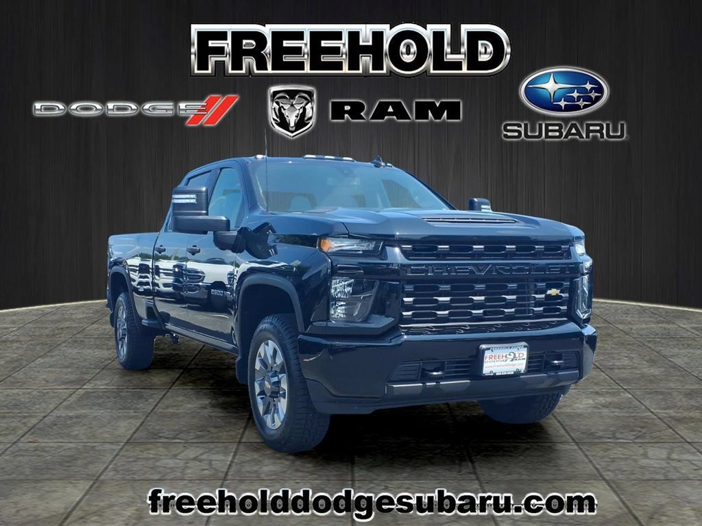Used 2022 Chevrolet Silverado 2500 Custom w/ Custom Value Package AWD/4WD image 1
