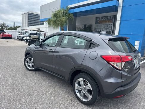 Used 2021 Honda HR-V LX image 5