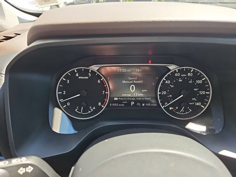Used 2023 Nissan Rogue SL AWD/4WD image 18