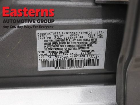 Used 2024 Nissan Sentra SV FWD image 35