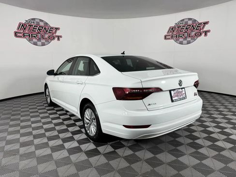 Used 2019 Volkswagen Jetta R-Line image 5