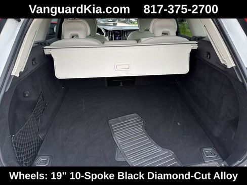 Used 2021 Volvo XC60 T5 Inscription w/ Advanced Package AWD/4WD image 23