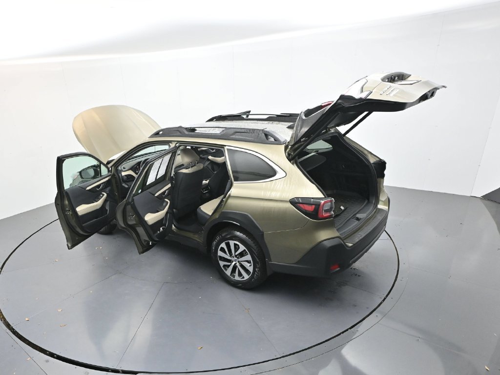 Certified 2025 Subaru Outback Premium AWD/4WD image 35