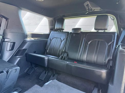 Used 2018 Ford Expedition Limited AWD/4WD image 13