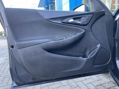 Used 2023 Chevrolet Malibu LT image 14