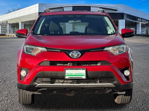 Used 2016 Toyota RAV4 XLE image 8