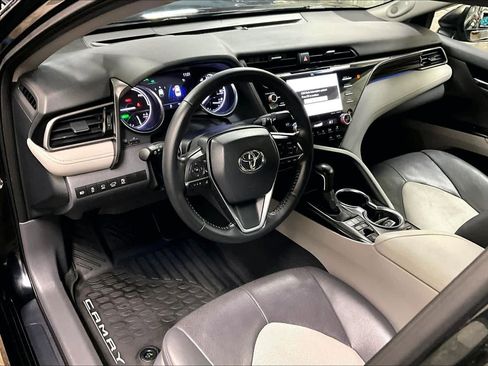 Certified 2020 Toyota Camry XLE w/ Driver Assist Package image 17