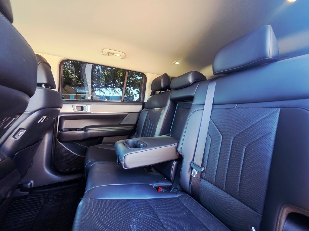 Certified 2025 Hyundai Santa Fe SEL FWD image 32