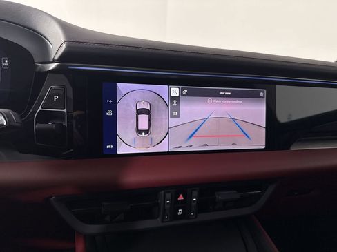 New 2026 Porsche Macan 4 Electric image 30