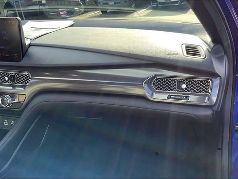 Used 2025 Acura Integra A-Spec image 18