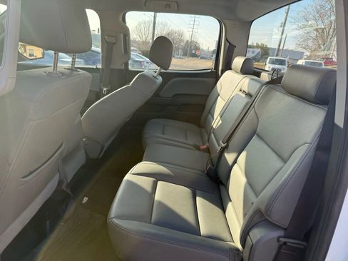 Used 2017 GMC Sierra 2500 2WD Crew Cab image 9