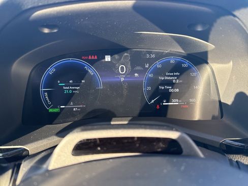 Used 2026 Toyota Camry XLE w/ Premium Plus Package image 12