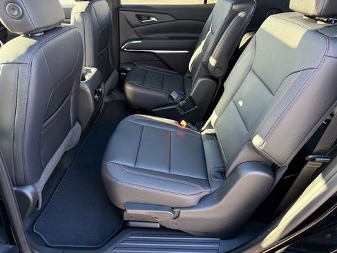 New 2026 Chevrolet Traverse Z71 image 7