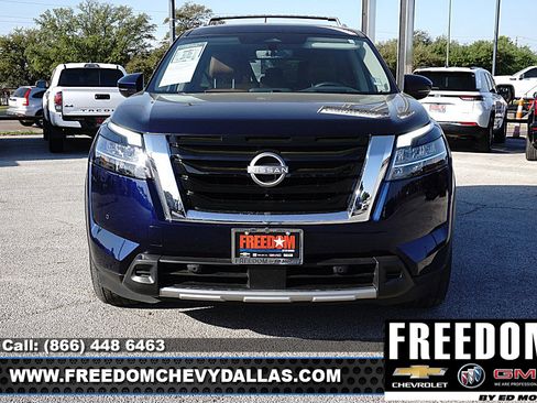 Used 2024 Nissan Pathfinder Platinum w/ Cargo Package image 2