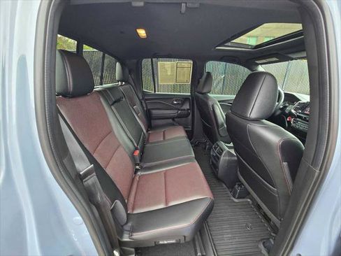 Used 2023 Honda Ridgeline Black Edition image 12