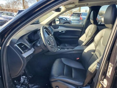 Used 2023 Volvo XC90 B5 Core w/ Protection Package Premier image 15