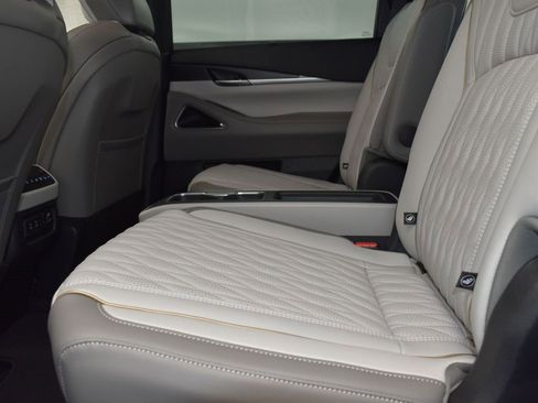 New 2026 INFINITI QX60 Autograph w/ Dark Cargo Package image 18