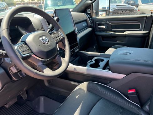 New 2026 RAM 3500 Laramie AWD/4WD image 15