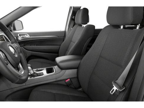 Used 2018 Jeep Grand Cherokee Altitude image 6