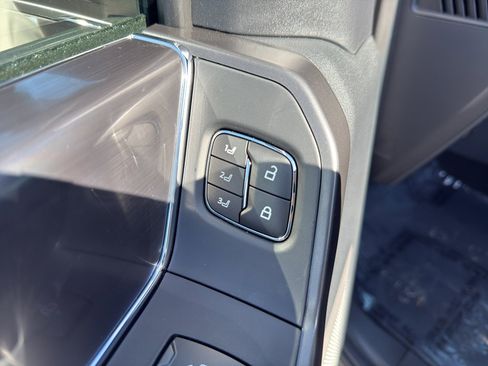 New 2025 Ford F150 Lariat w/ Equipment Group 501A Mid image 35