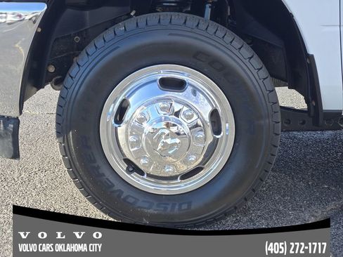 Used 2024 RAM 3500 SLT w/ Quick Order Package 2YG SLT image 13