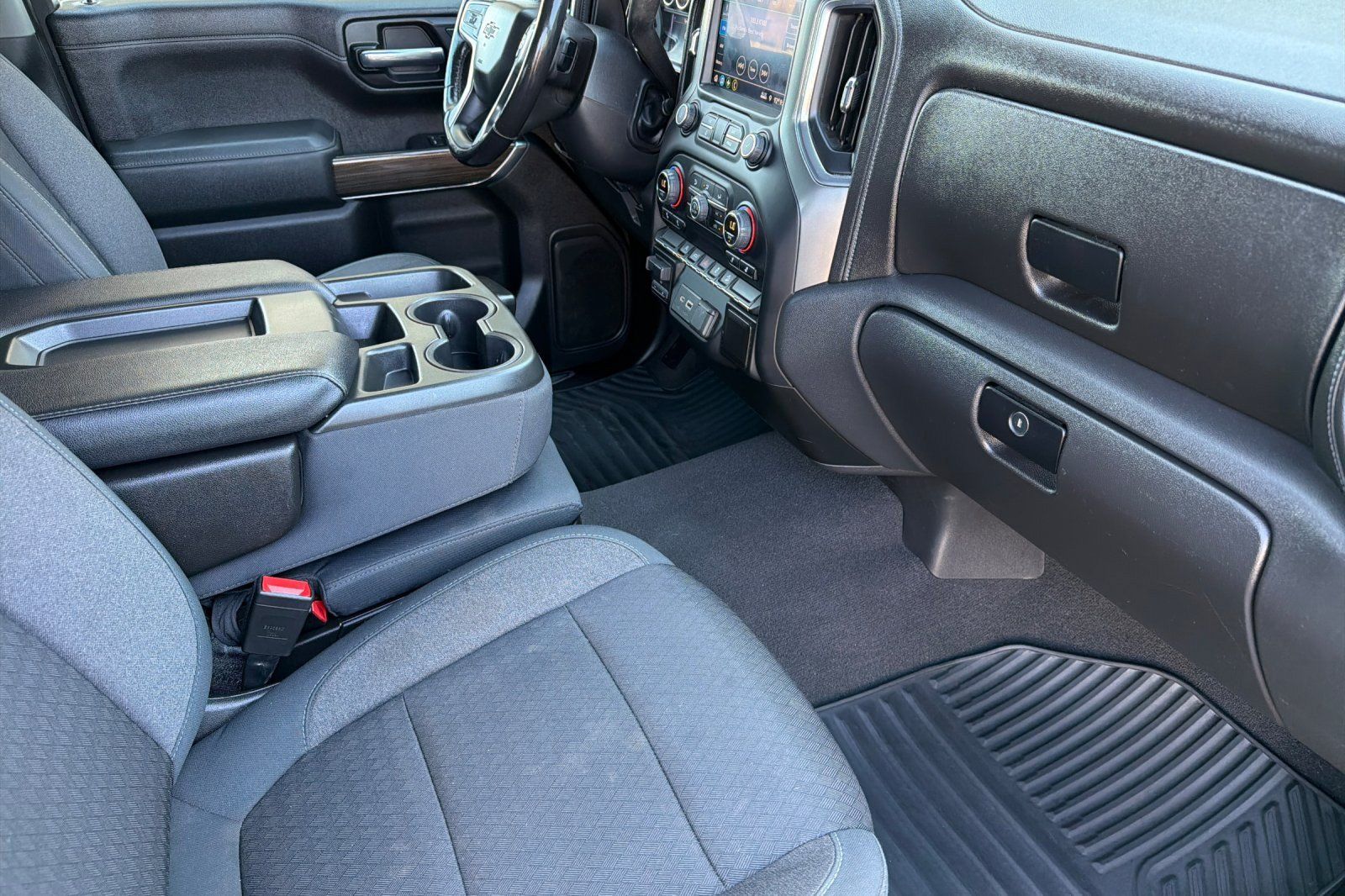 Used 2019 Chevrolet Silverado 1500 RST w/ All-Star Edition AWD/4WD image 12