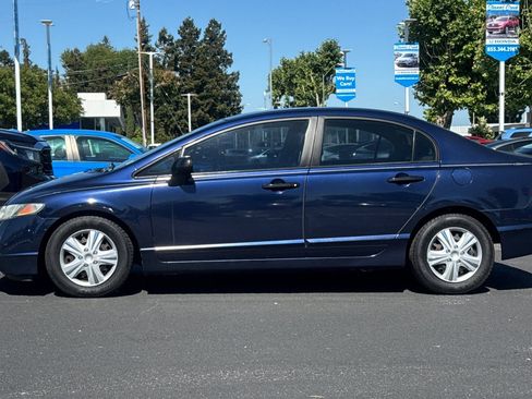 Used 2010 Honda Civic DX-VP image 2