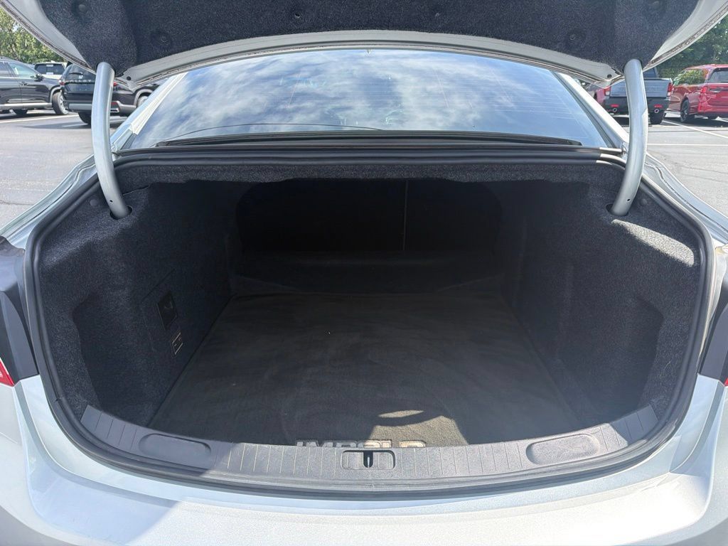 Used 2015 Chevrolet Impala LT w/ Convenience Package FWD image 20