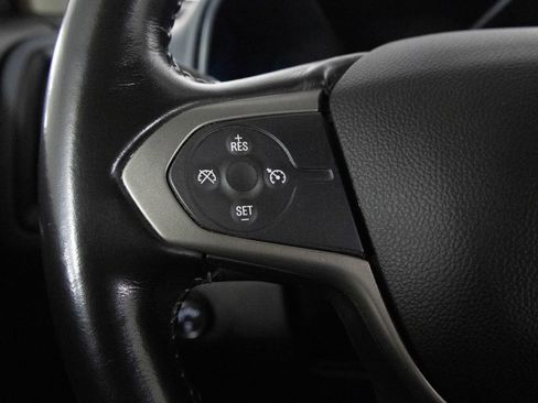 Used 2018 Chevrolet Colorado Z71 image 26