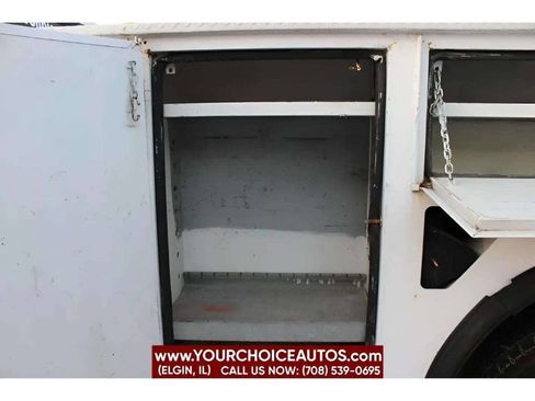 Used 2008 Ford F550 2WD Regular Cab Super Duty image 21