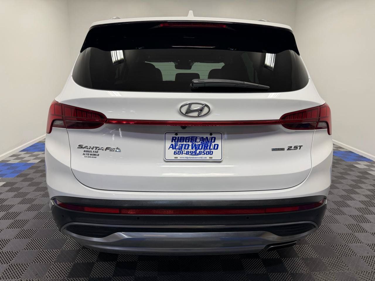 Used 2023 Hyundai Santa Fe Limited AWD/4WD image 12